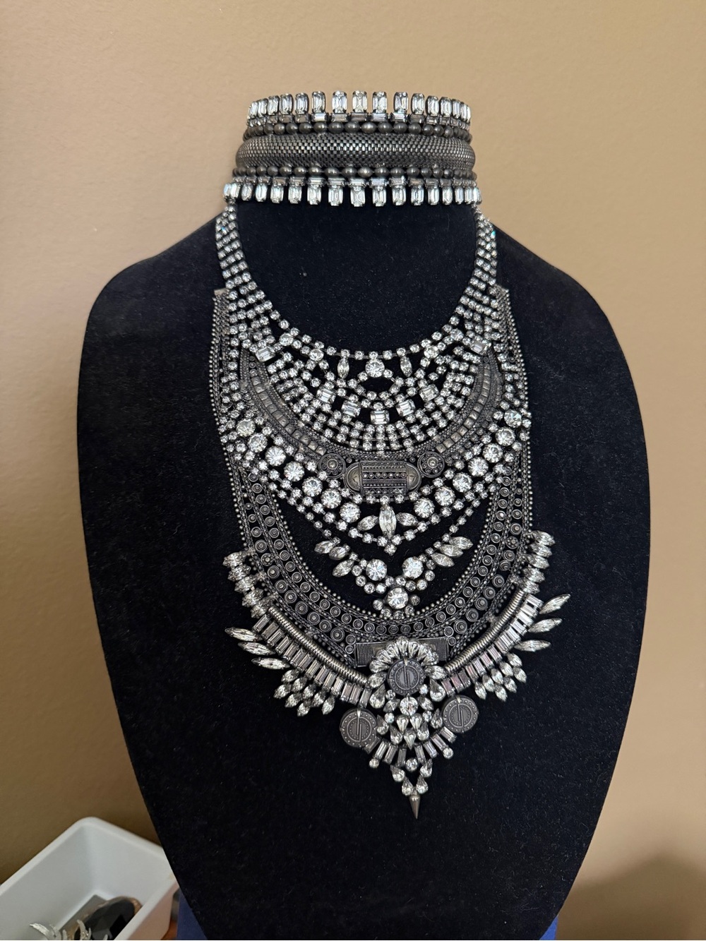 Dylanlex Hadley ii Statement Choker Necklace - Picture 4 of 7